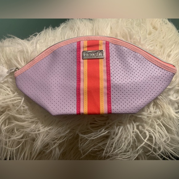 Benefit 2020 Dome Make Up Bag- NEW! - Picture 3 of 5